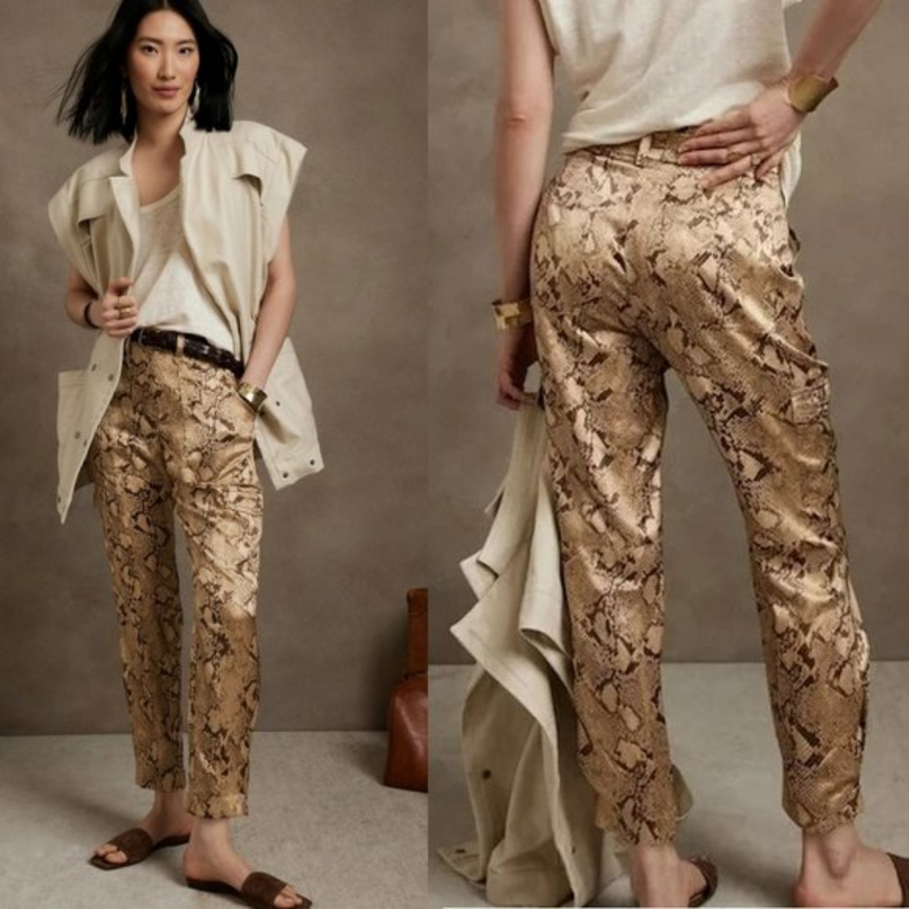 Banana Republic 100% Silk Cropped Cargo Pants, Size 10P Petite - NWT